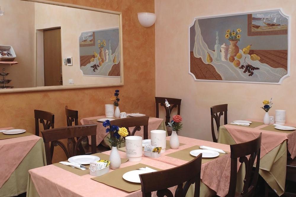 Relais Dante E Beatrice Panzió Firenze Kültér fotó